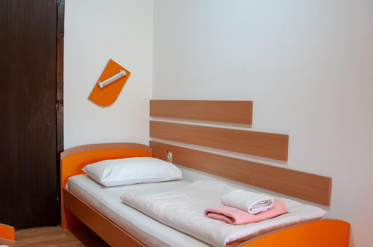 Apartmani Zvirac Soko Banja Bagian luar foto
