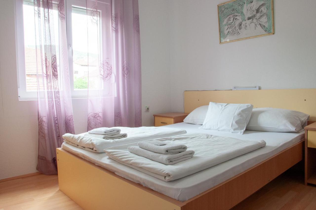 Apartmani Zvirac Soko Banja Bagian luar foto