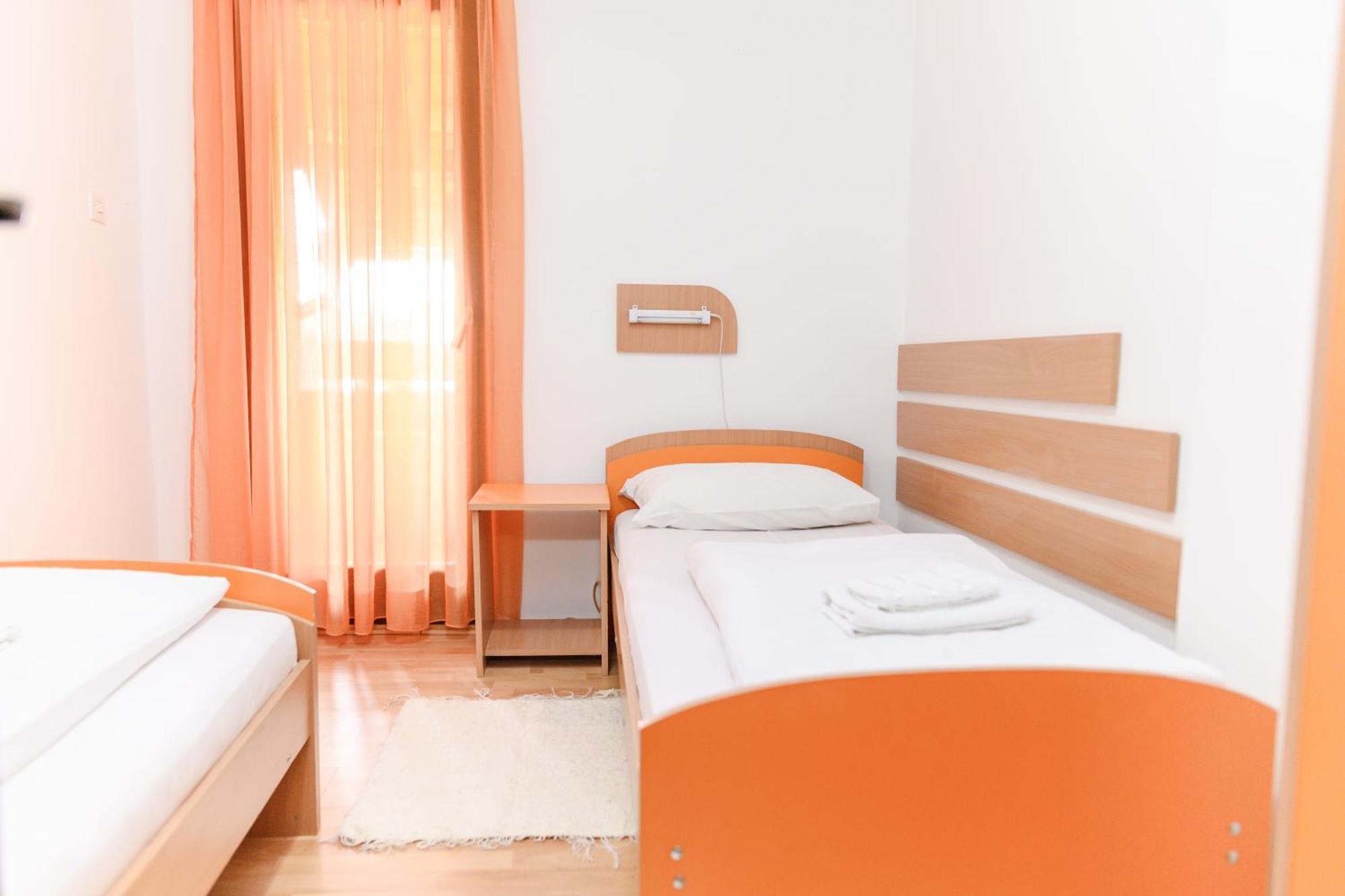 Apartmani Zvirac Soko Banja Bagian luar foto